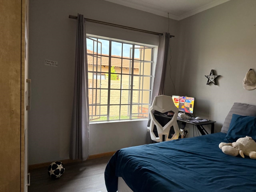 3 Bedroom Property for Sale in Waterkloof East North West